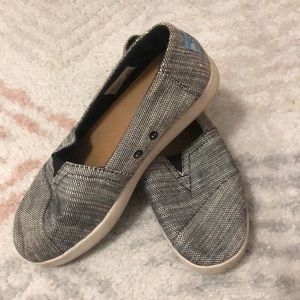 TOMs slip on sneakers